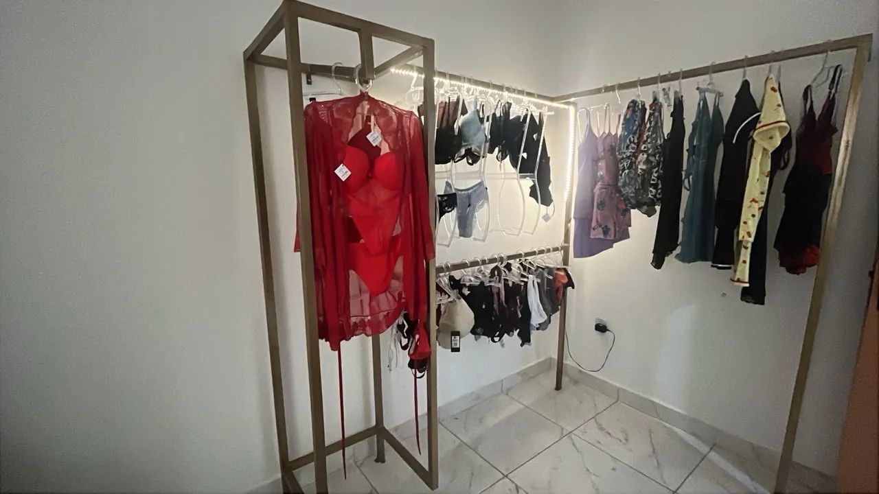Arara ou roupeiro para loja  - Foto 2