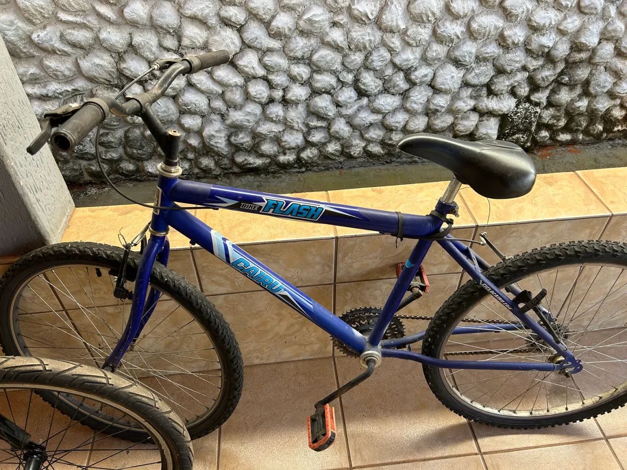 Bicicleta aro 26 Cairu  - Foto 2
