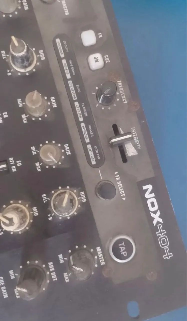 Mixer para DJ Behringer Nox 404 Com efeitos - RARO e difícil de encontrar. Parcelo 10x - Foto 2