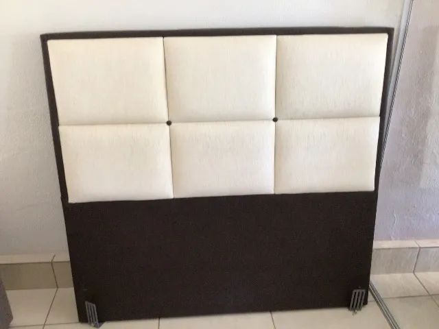 Cabeceira de cama de casal Bonan Imóveis 