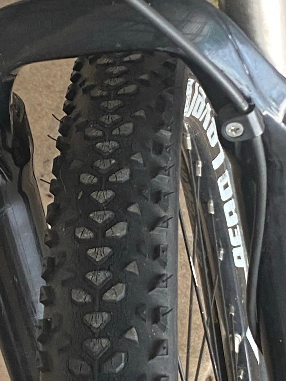 Pneu Continental aro 29 bicicleta 
