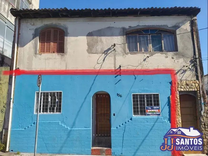 Casa Térrea a poucos metros do metrô no Belém !