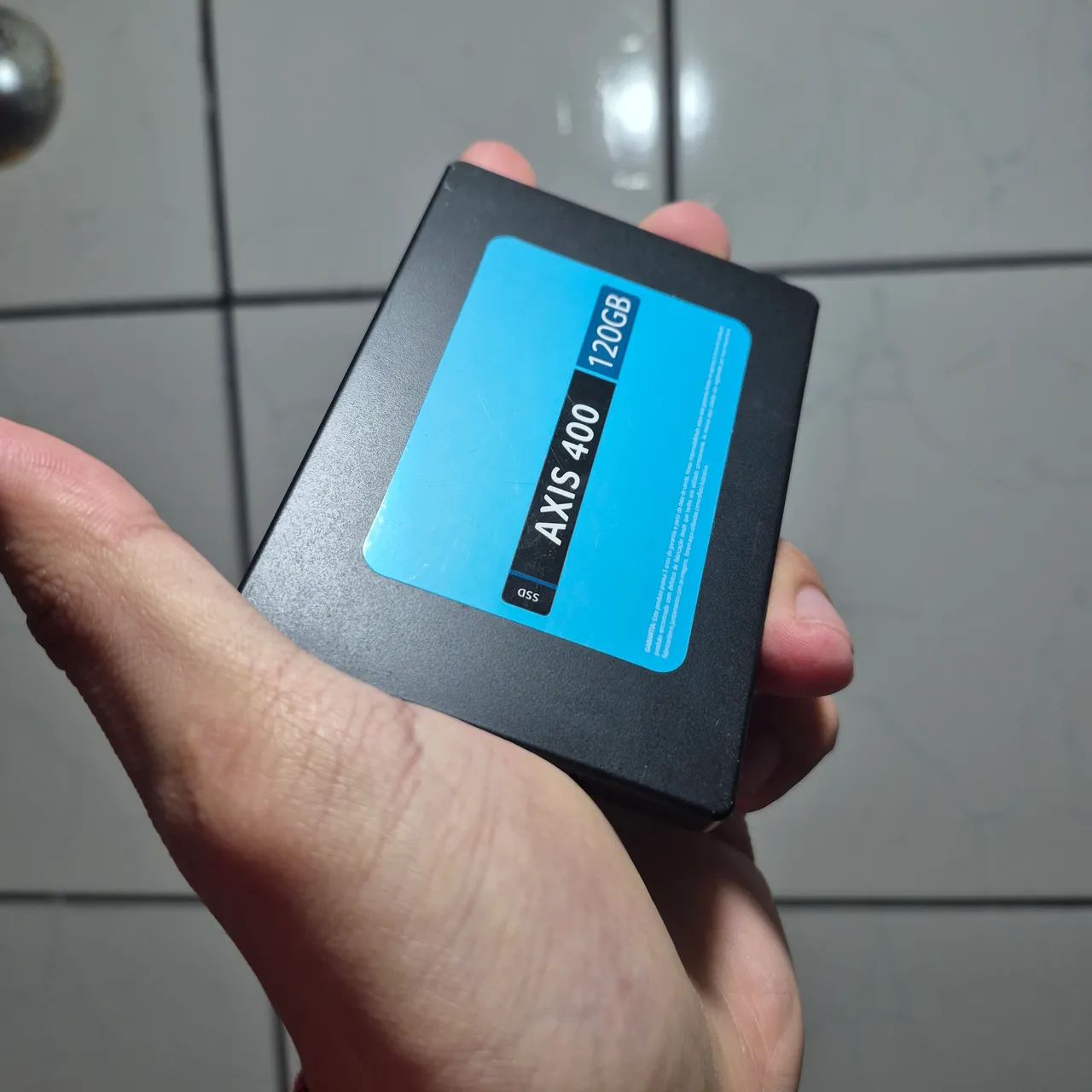 SSD 120GB AXIS 400. Compatível com computador e notebook (encaixe SATA). Valor: R$ 100,00. - Foto 2