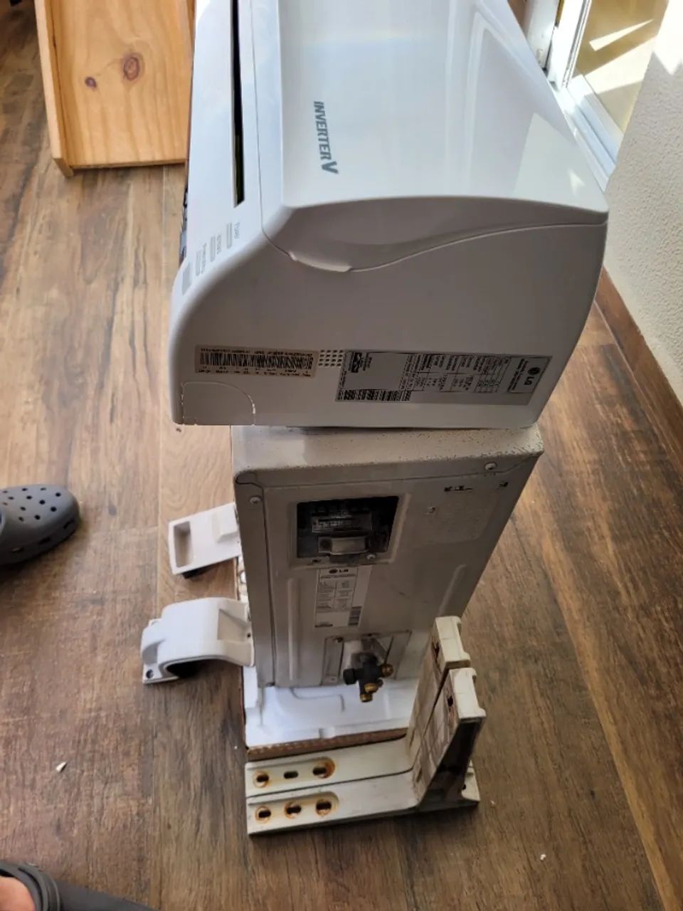 Vendo 2 splits LG 9000btus Inverter Quente/Frio - Foto 3