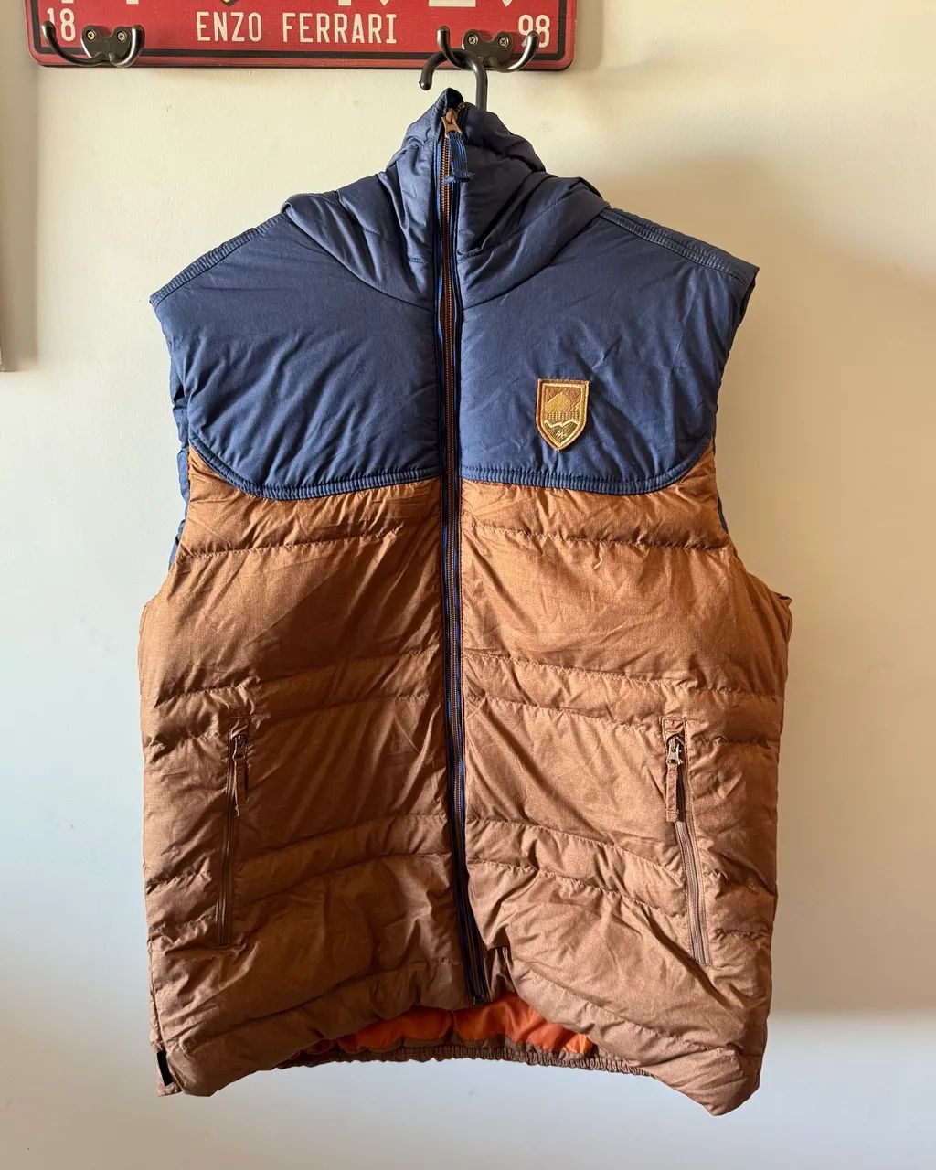 Colete Acolchoado Quechua (Decathlon) - Azul e Marrom - Foto 2