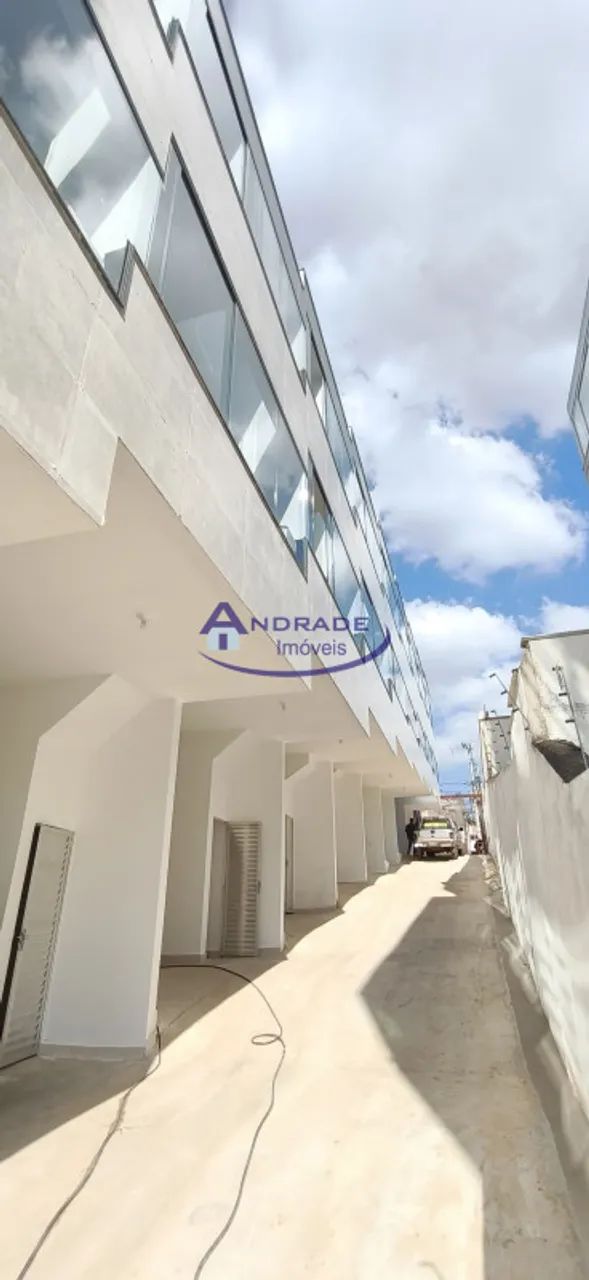 Casa Geminada com 2 quartos para alugar em Belo Horizonte