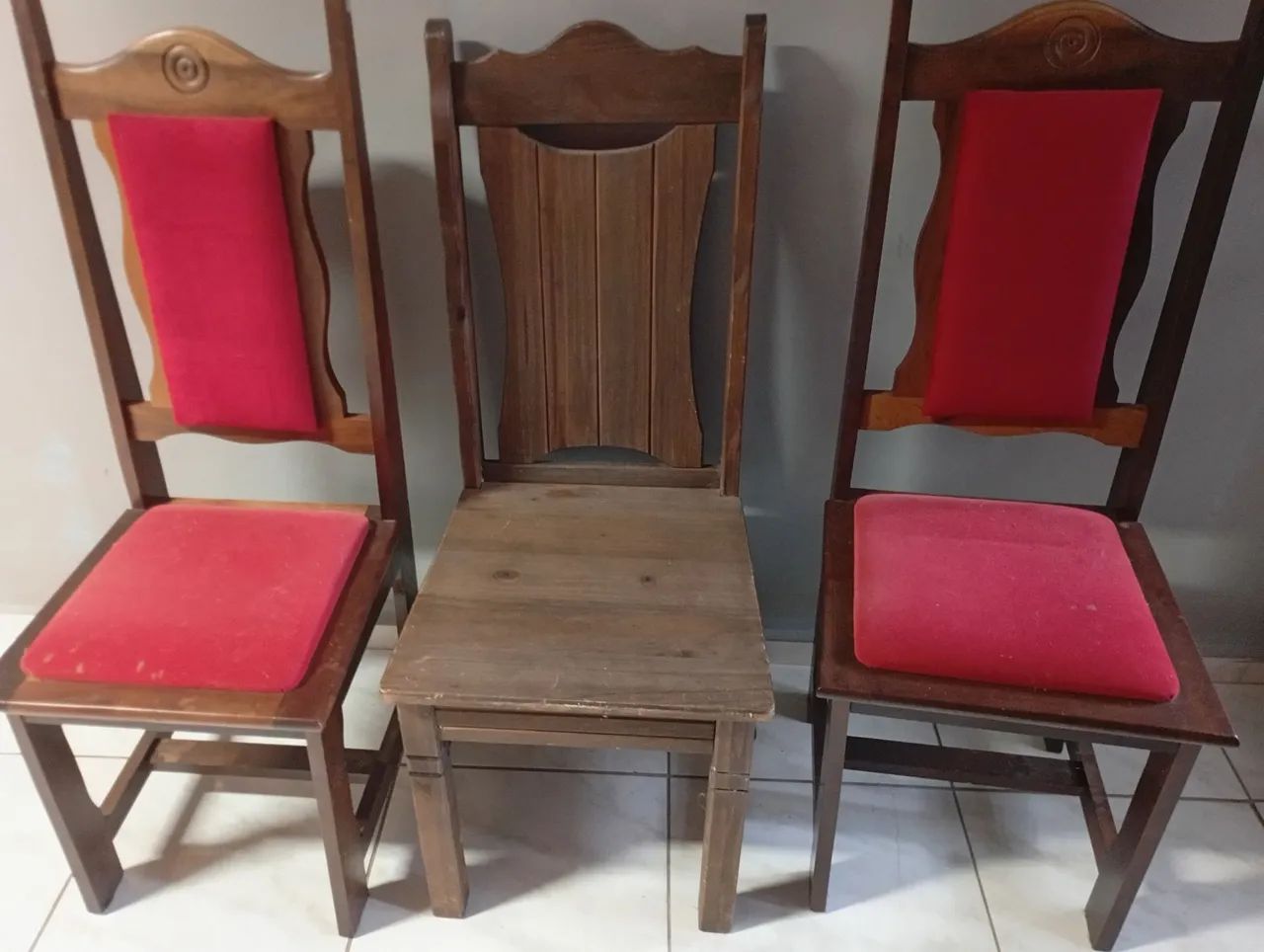 Cadeira maciça... - Foto 4