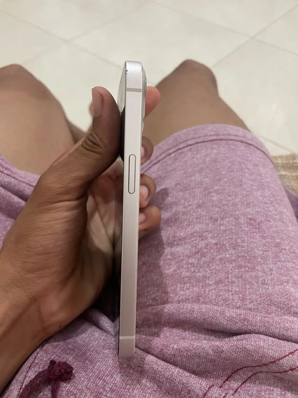 iPhone 13 com deifeito na placa  - Foto 3