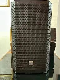 VENDO PAR DE CAIXA QSC / EV - Foto 2