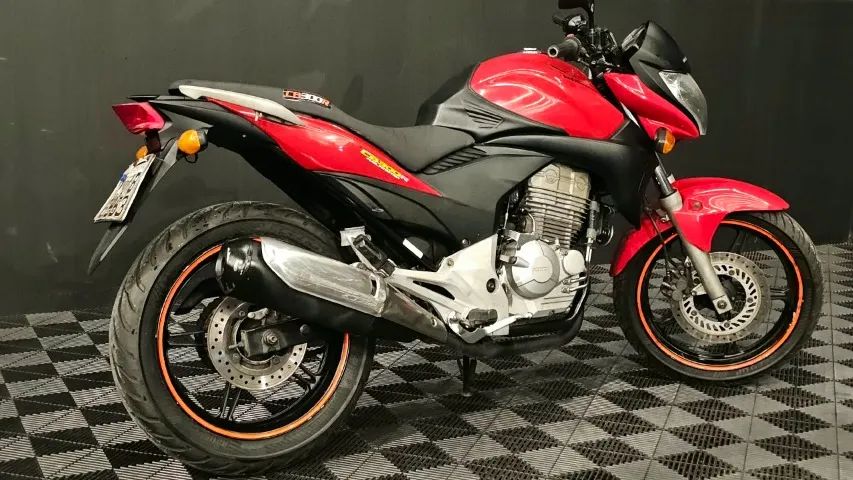 Honda CB 300R 2012 Vermelha - Foto 3