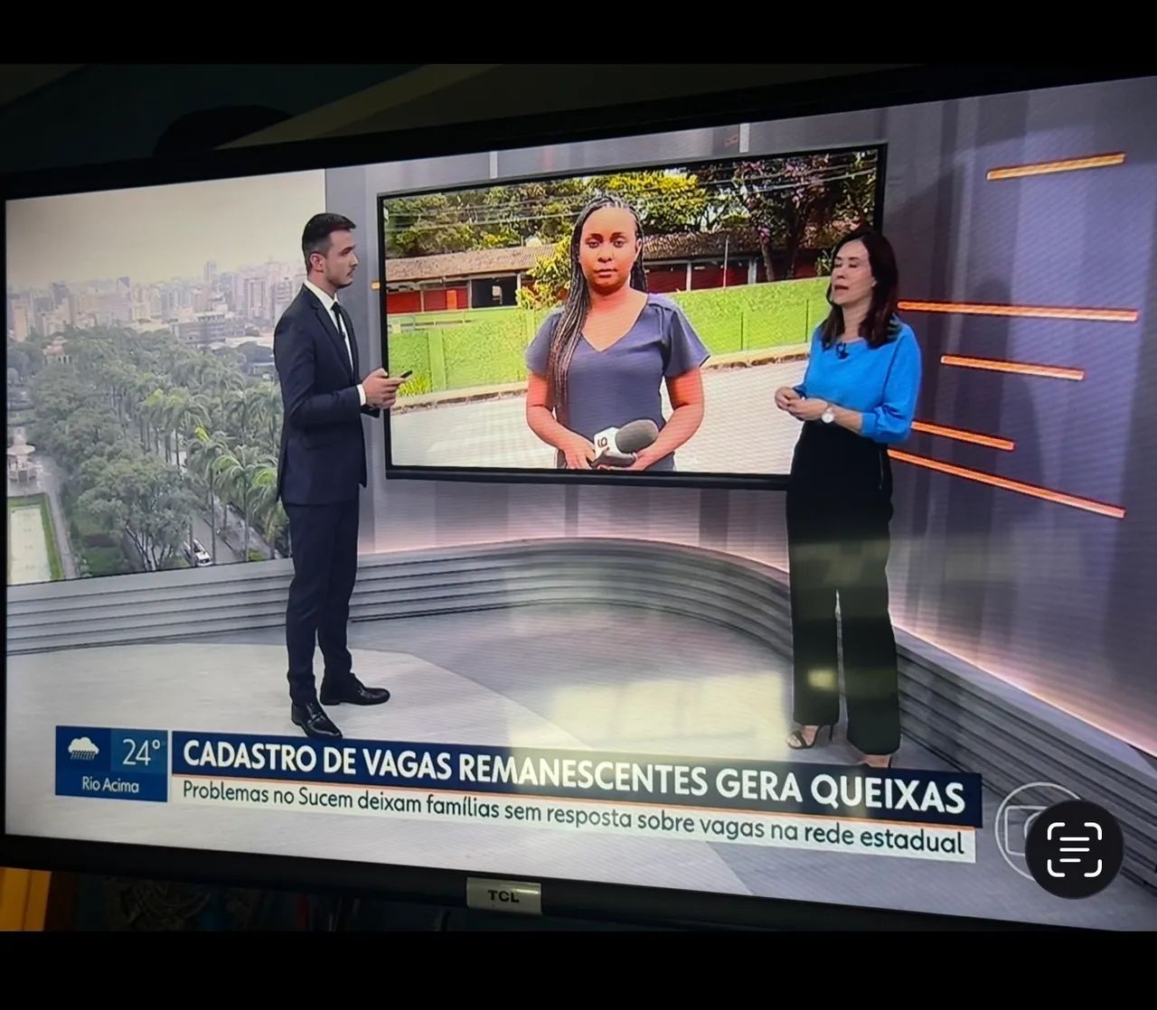 TV TCL 32? - COM SUPORTE de parede