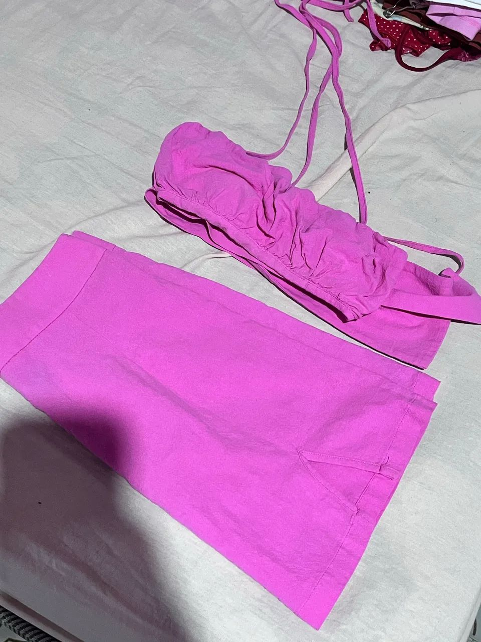Conjunto croped e saia 