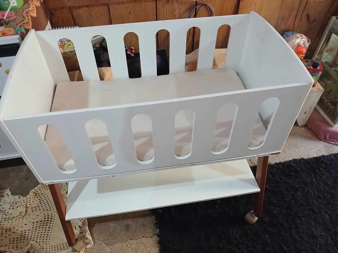 Vendo ou troco mini berço  - Foto 2