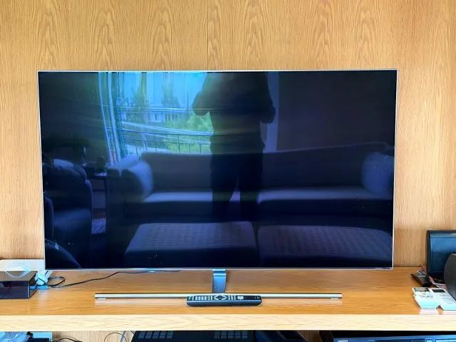 Smart TV Samsung QLED 55 polegadas 4K Q7FN com controle e base - Foto 3
