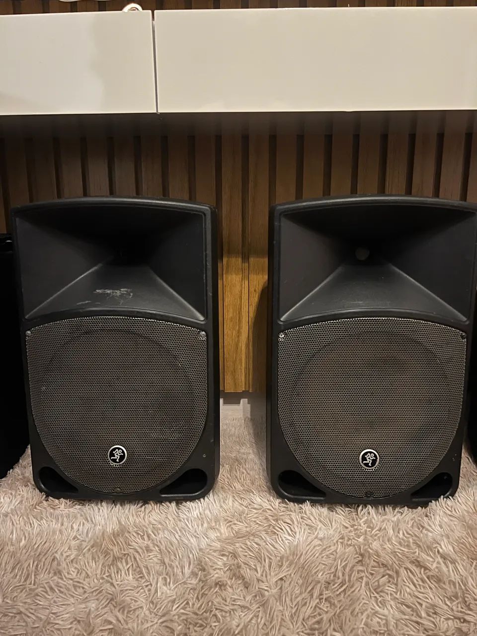Mackie thump th-12a