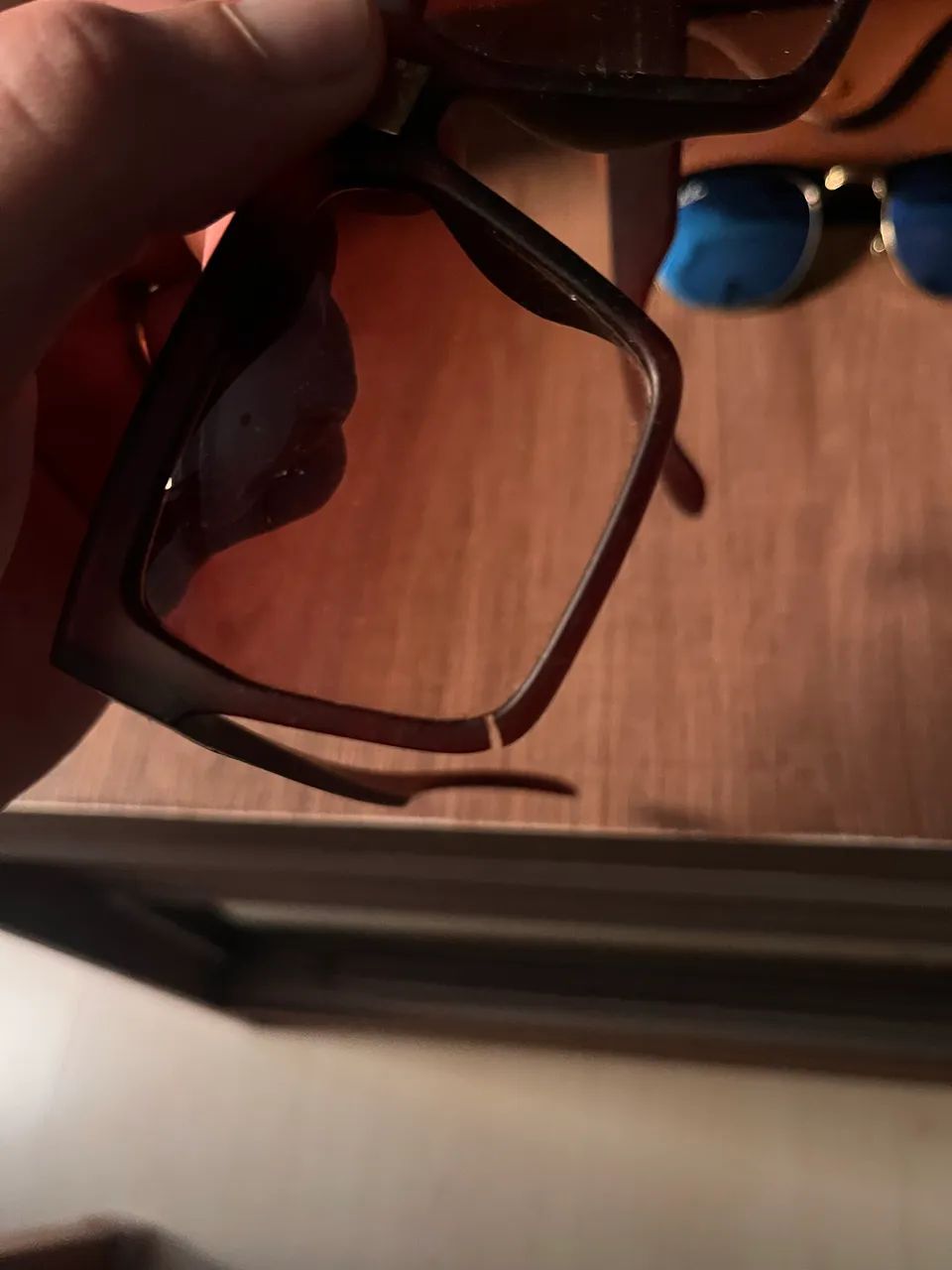 Óculos usados (Originais e Primeira Linha) - Foto 2