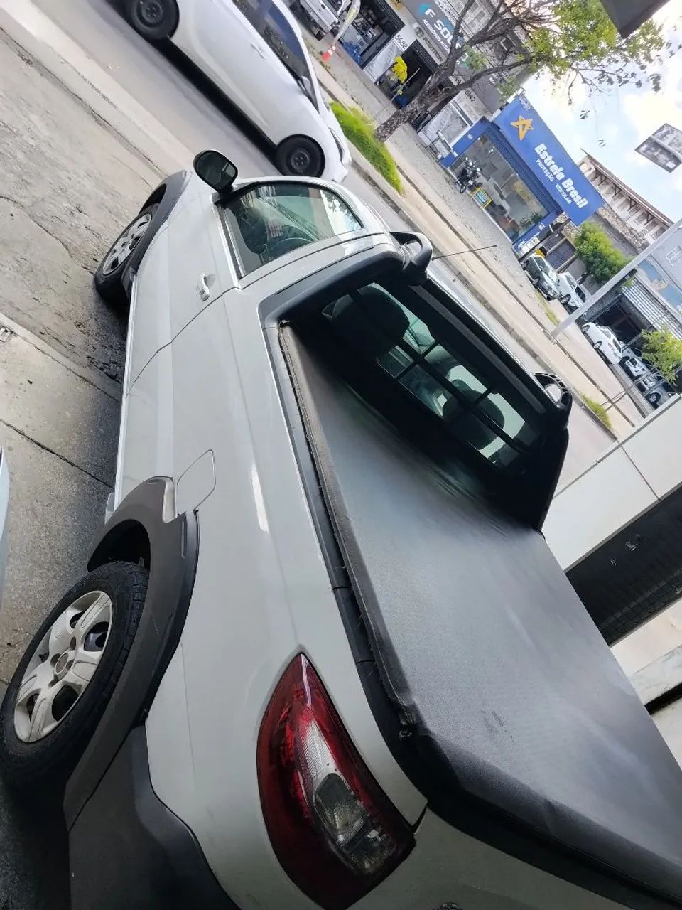 Fiat Strada Working Hard 1.4 Fire Flex 8V CS 2017 - Foto 4