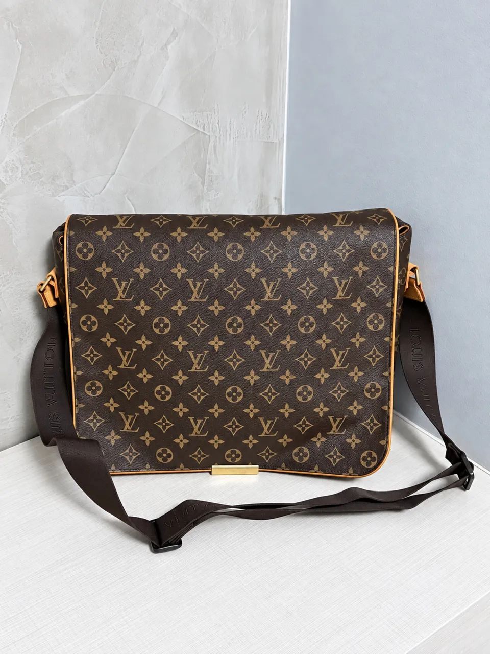 Bolsa Louis Vuitton Abbesses Original