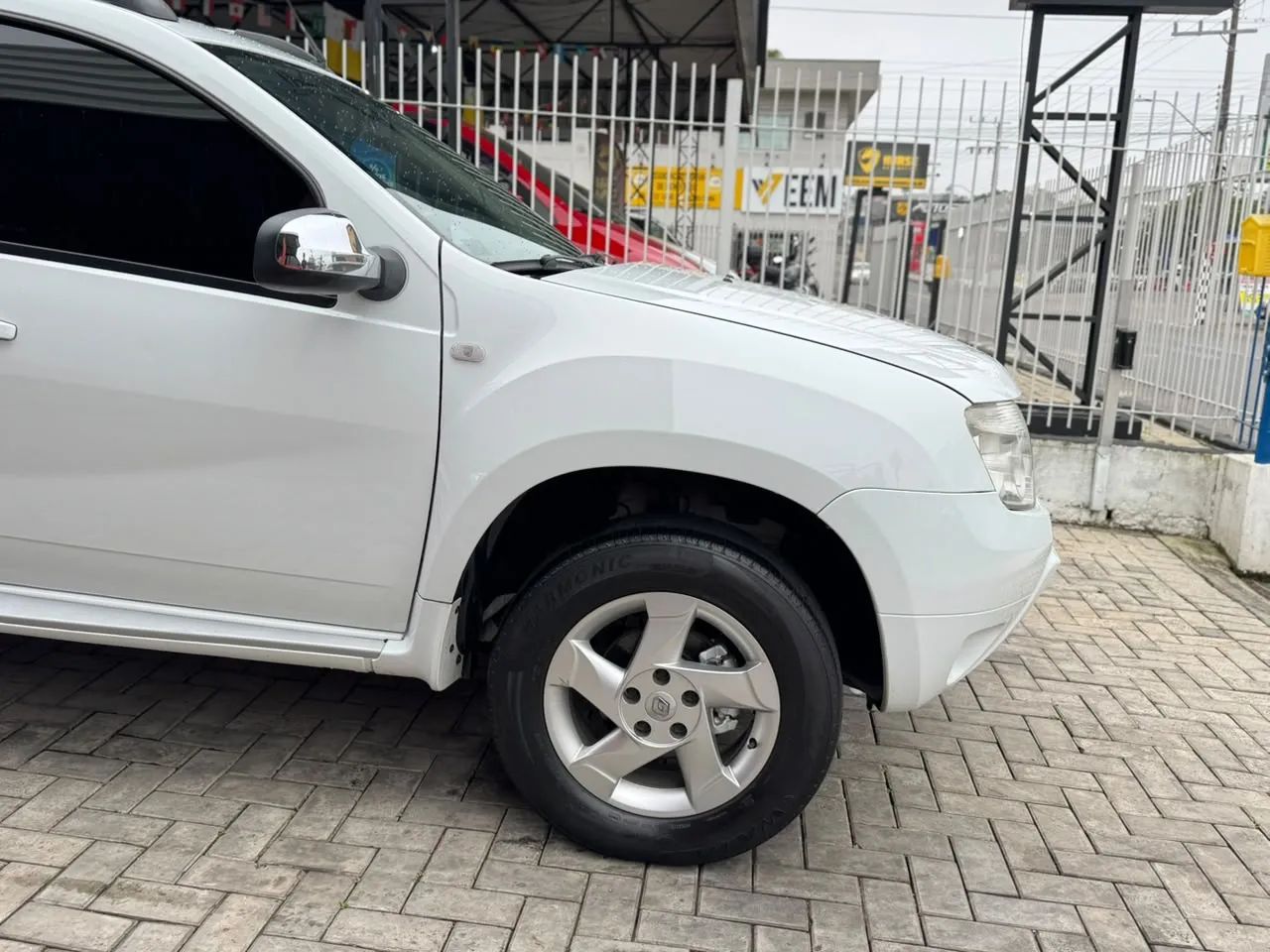 Renault Duster Dynamique 1.6 Hi-flex 16V Mec. 2013 - Foto 2