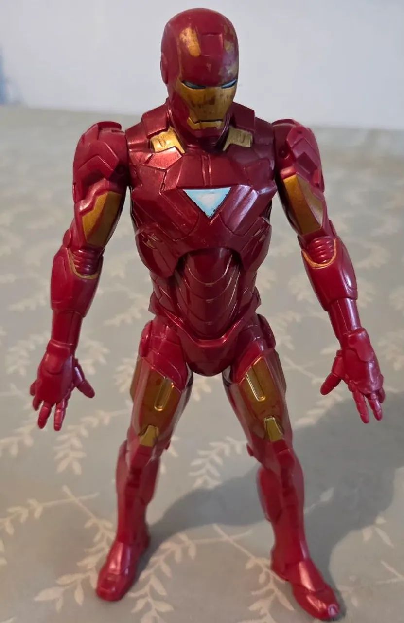 Boneco Homen de ferro da Hasbro