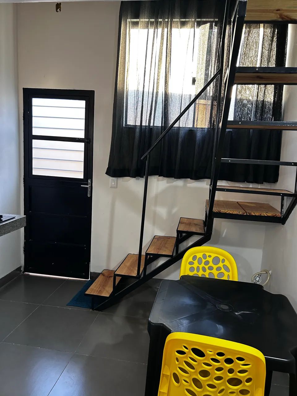 Aluga-se Kitnet - Loft /Nerópolis  - Foto 4