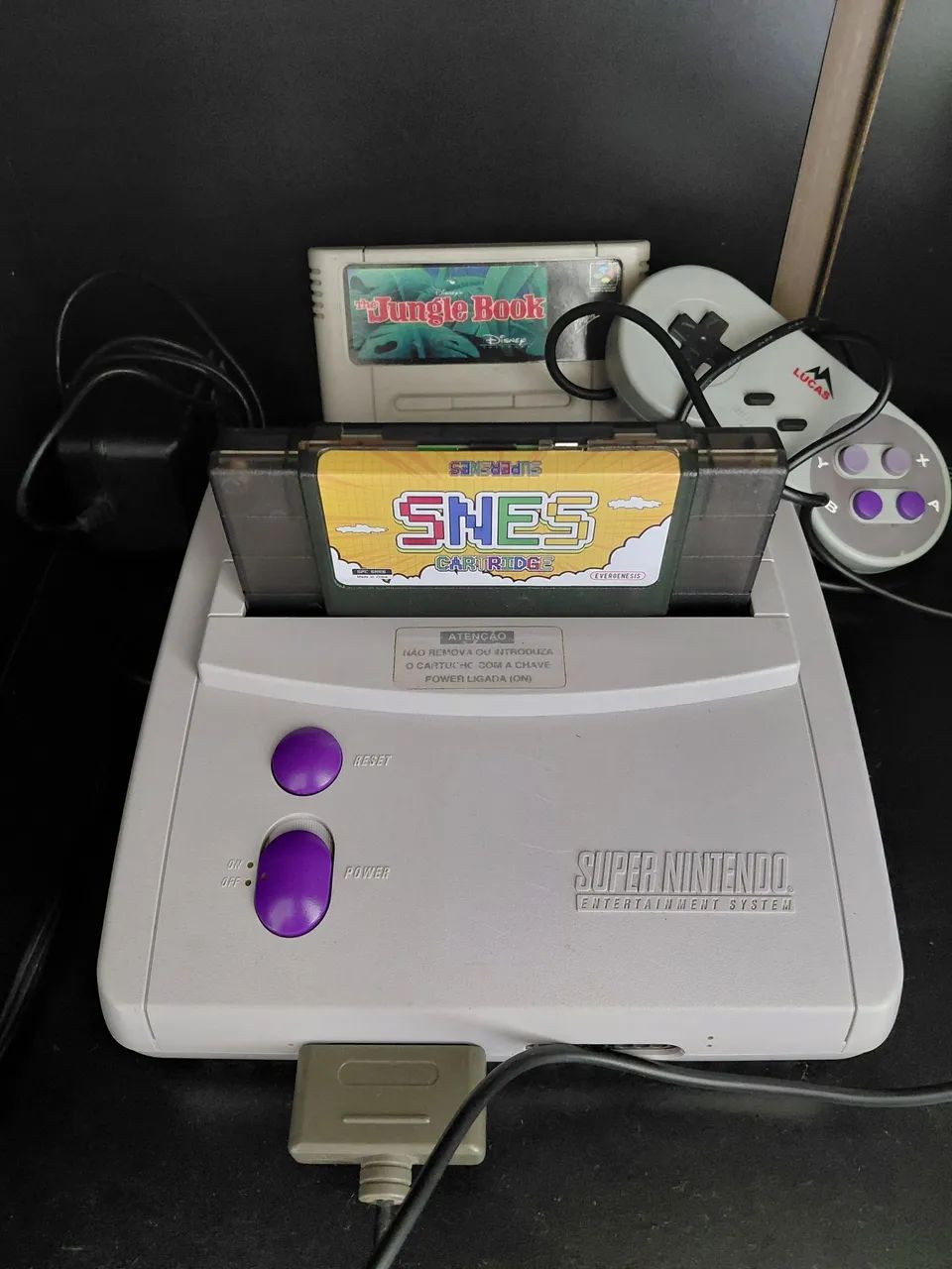 Super Nintendo com everdrive
