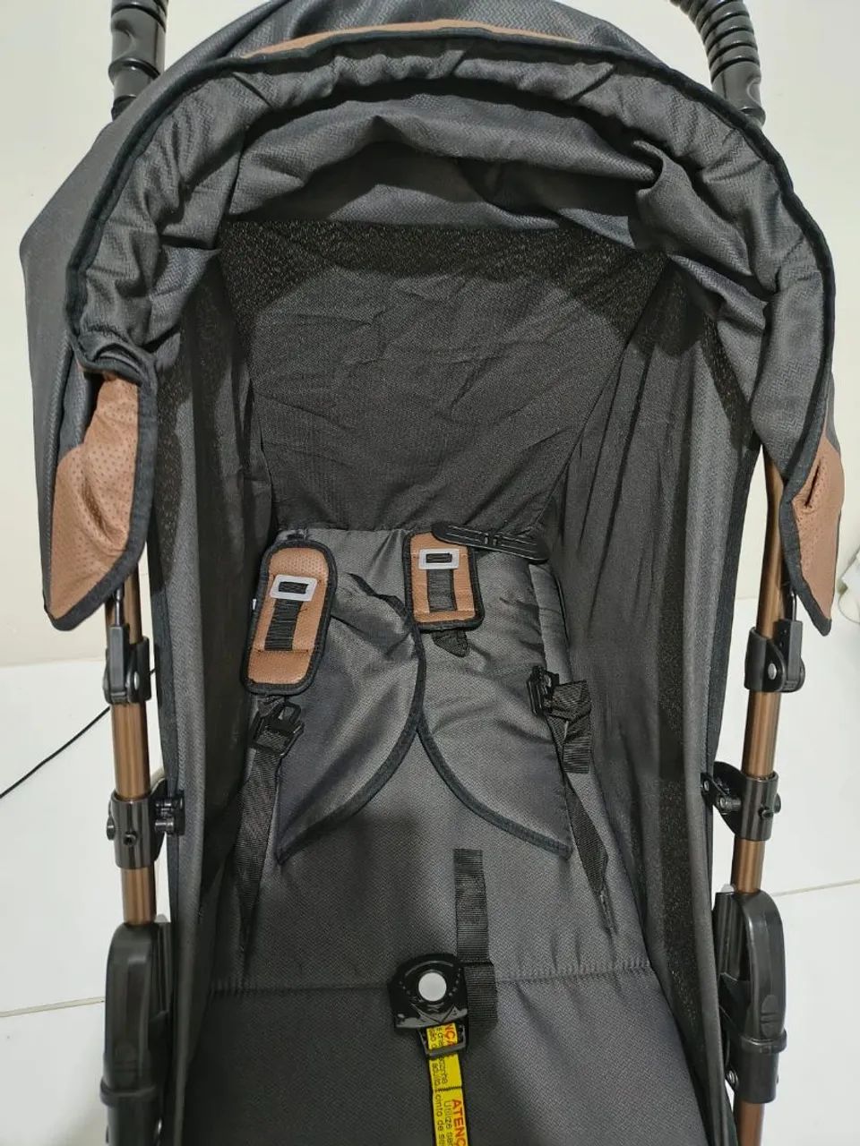 CARRINHO DE BEBÊ GALZERANO PRETO E COBRE - Foto 4