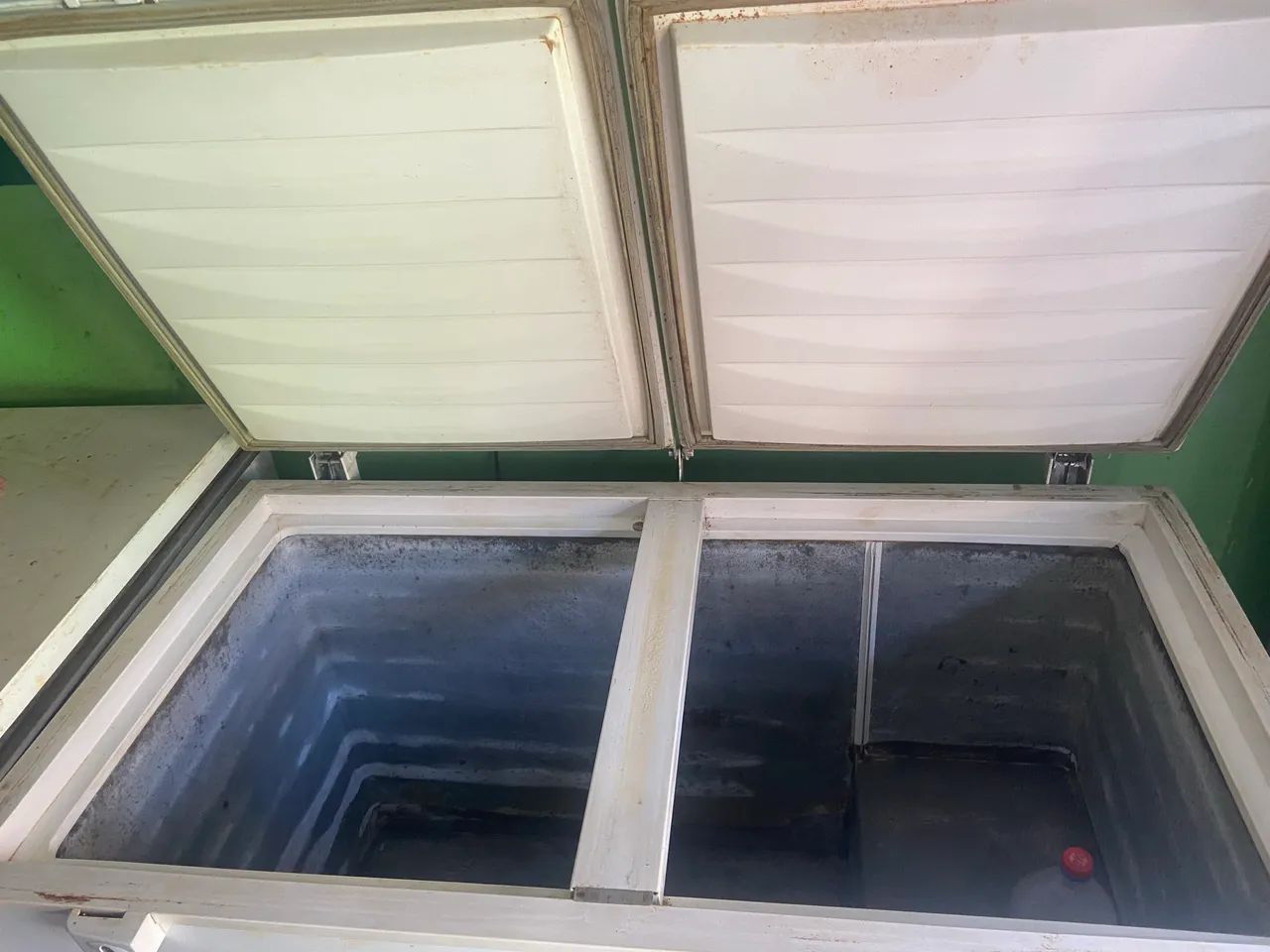 Vendo freezer 2 porta Eletrolux  - Foto 5