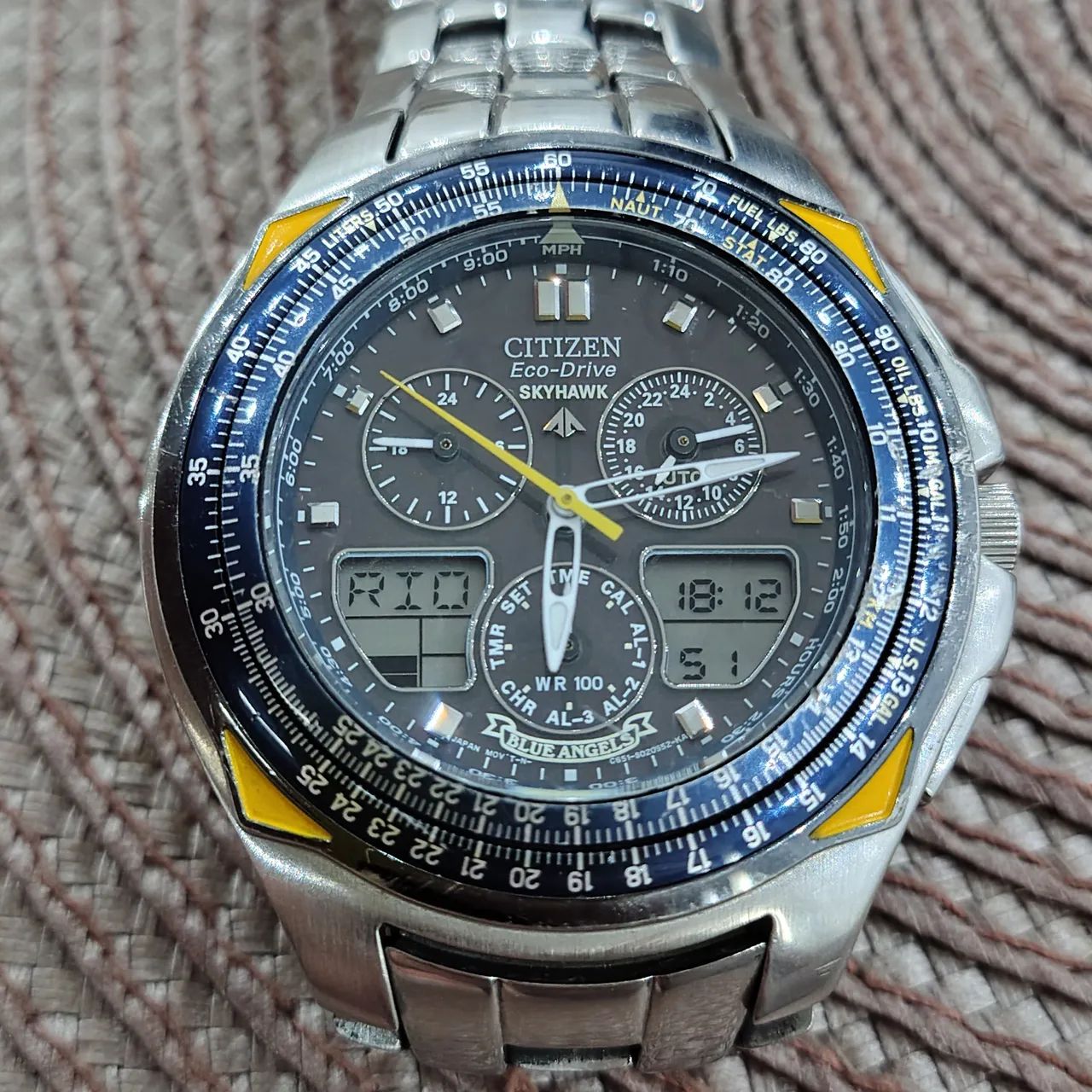 Relógio Citizen skyhawk BLUE Angela c651 - Foto 2