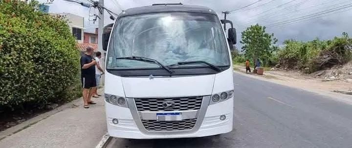 VOLARES W9 2010