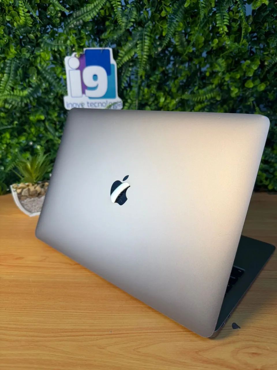 MACBOOK AIR 2020 I3 8GB 256 SSD 13? - LOJA FÍSICA - SEMI NOVO