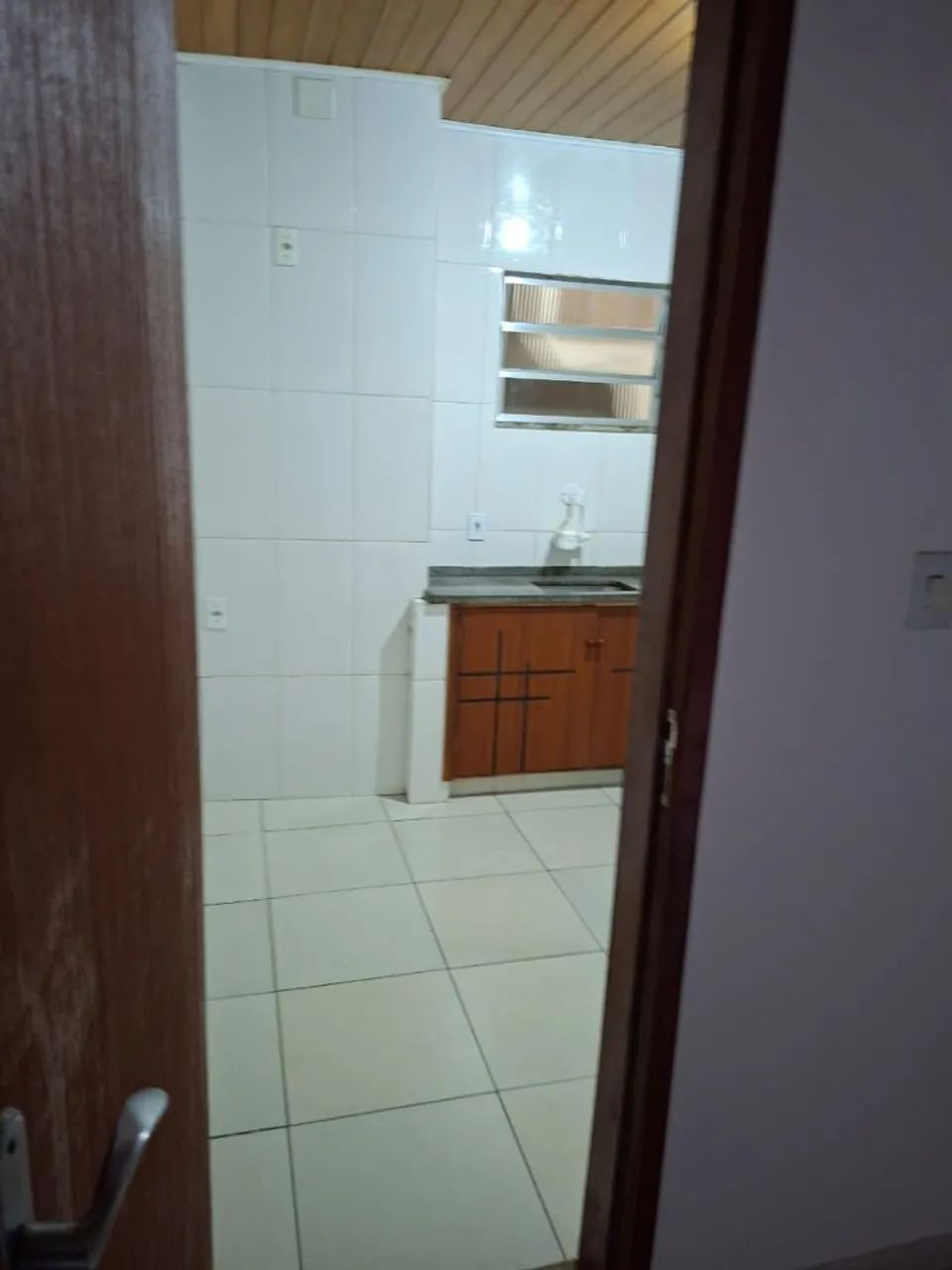 Alugo kitinet  - Foto 3