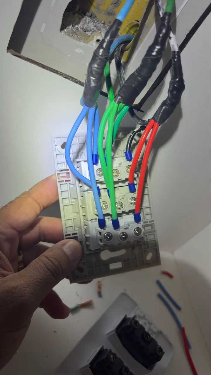Eletricista  - Foto 2