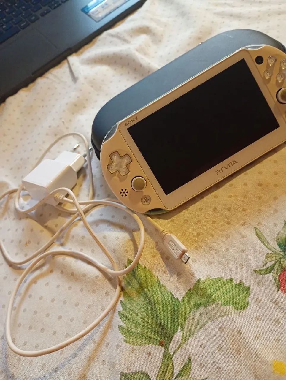 Ps Vita Slim Standard cor Branco e Azul (Leia a descrição)  - Foto 2