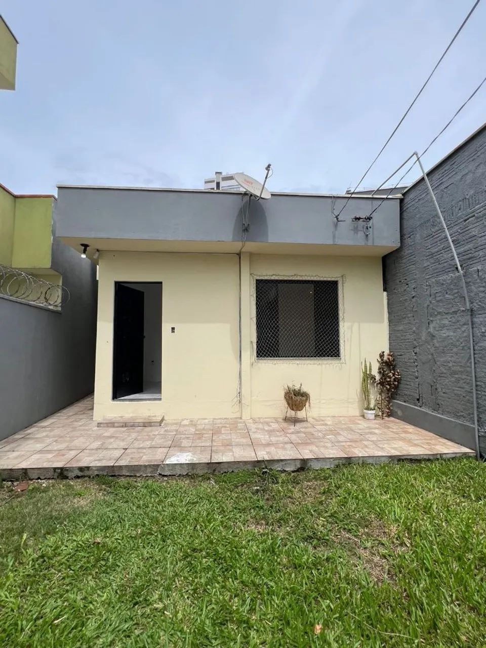  Baixou o valor!!!   Linda casa com terreno e piscina com boa área aberta. - Foto 2