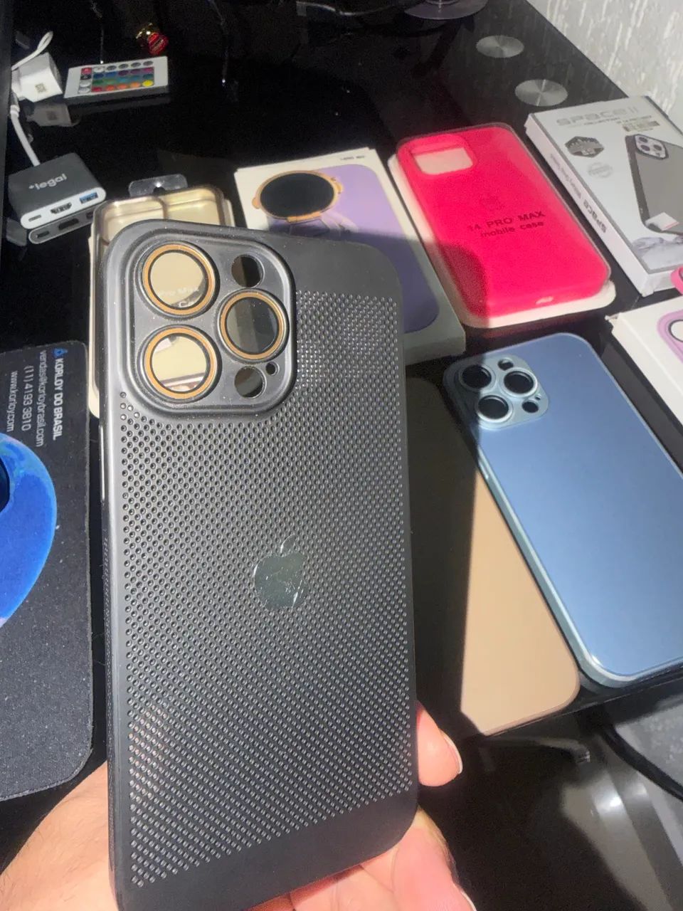 8 Capinhas para iPhone 14 Pro Max  - Foto 4