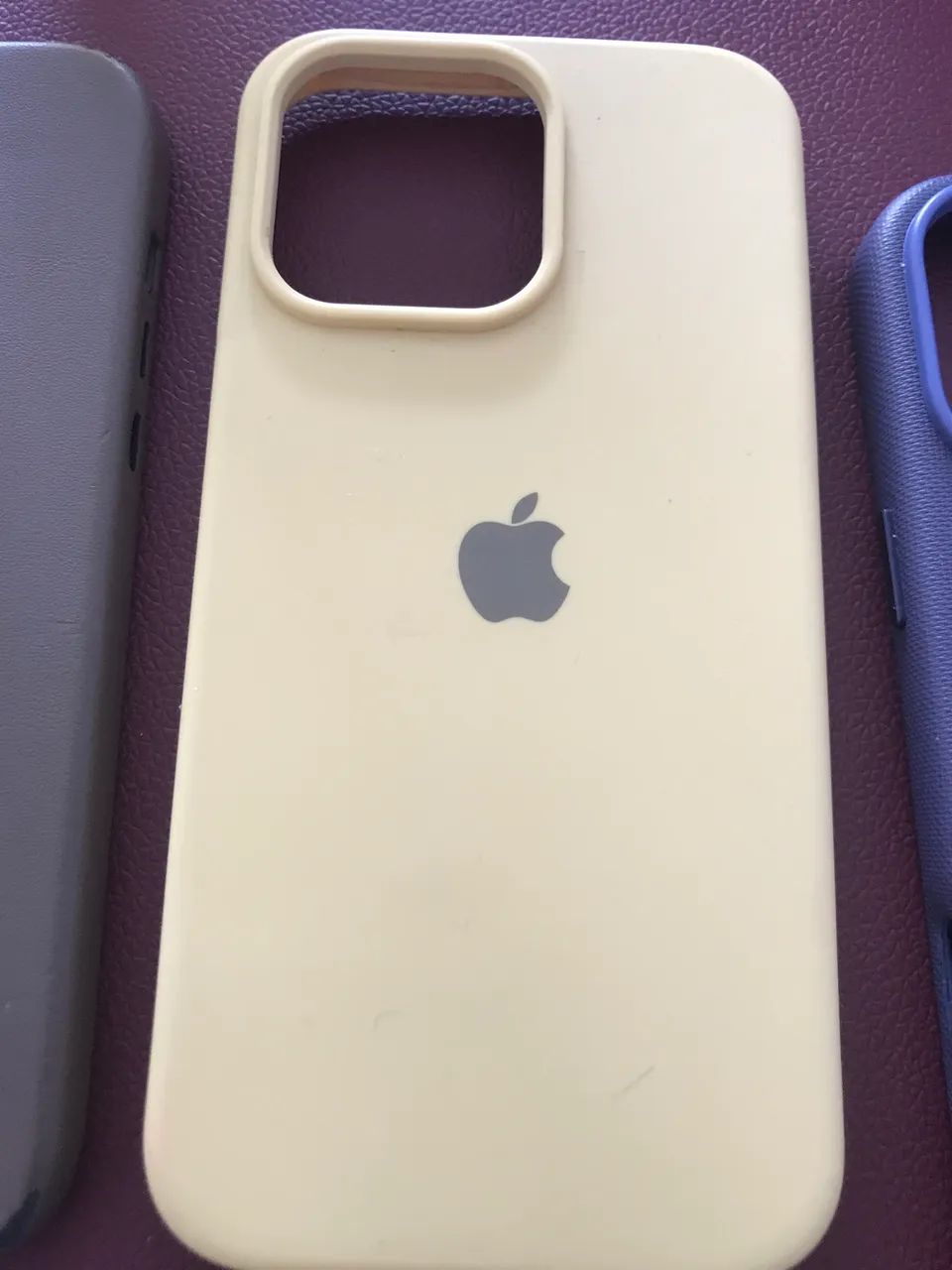 Capinha para celular 14 Pro Max e uma 17 Pro Max - Foto 3