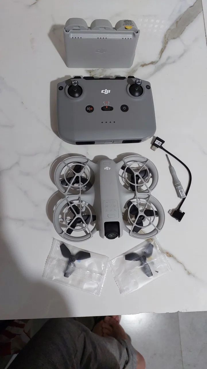 DRONE DJI NEO FLY (SEMINOVO) kit completo e nota fiscal