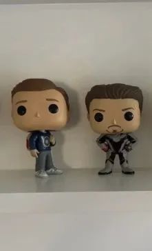 Funko Pop - Homem de Ferro e Homem Aranha 