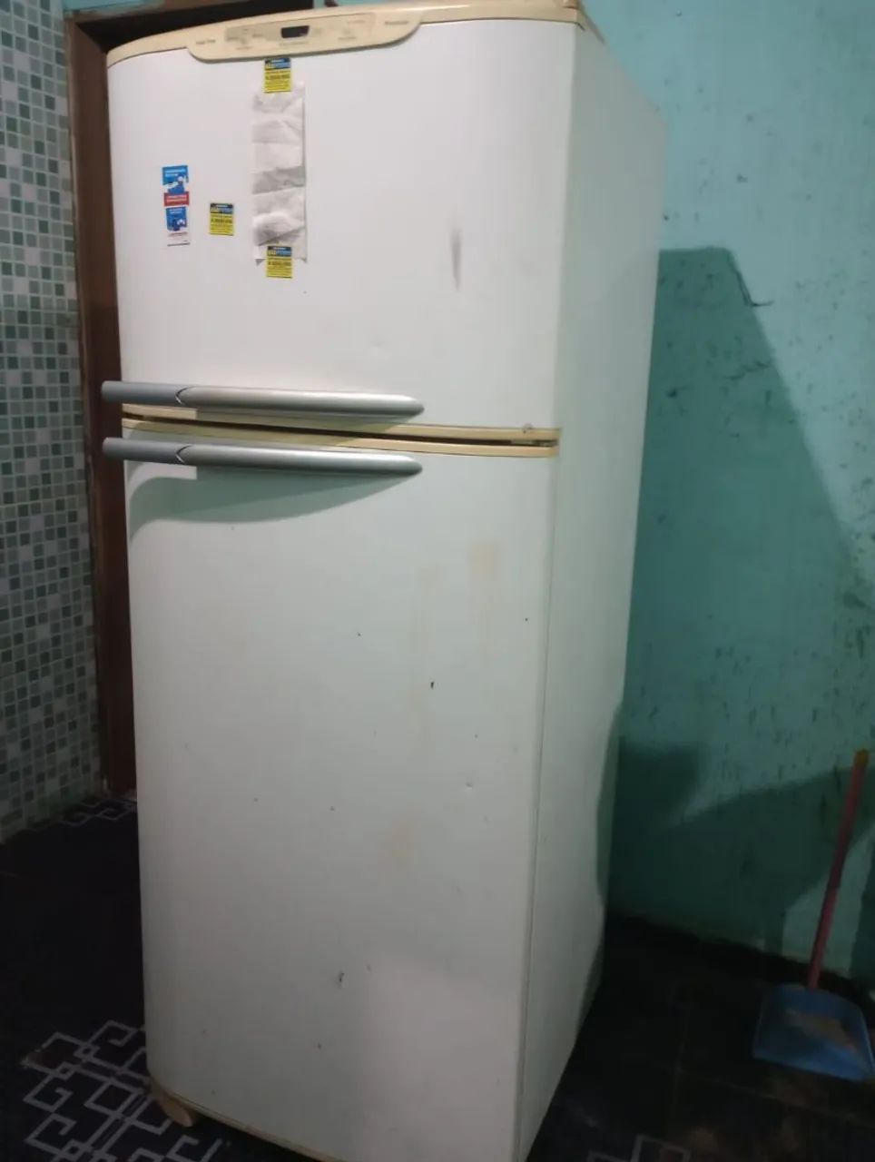 Geladeira Premium, com defeito - Geladeiras e Freezers - Novo