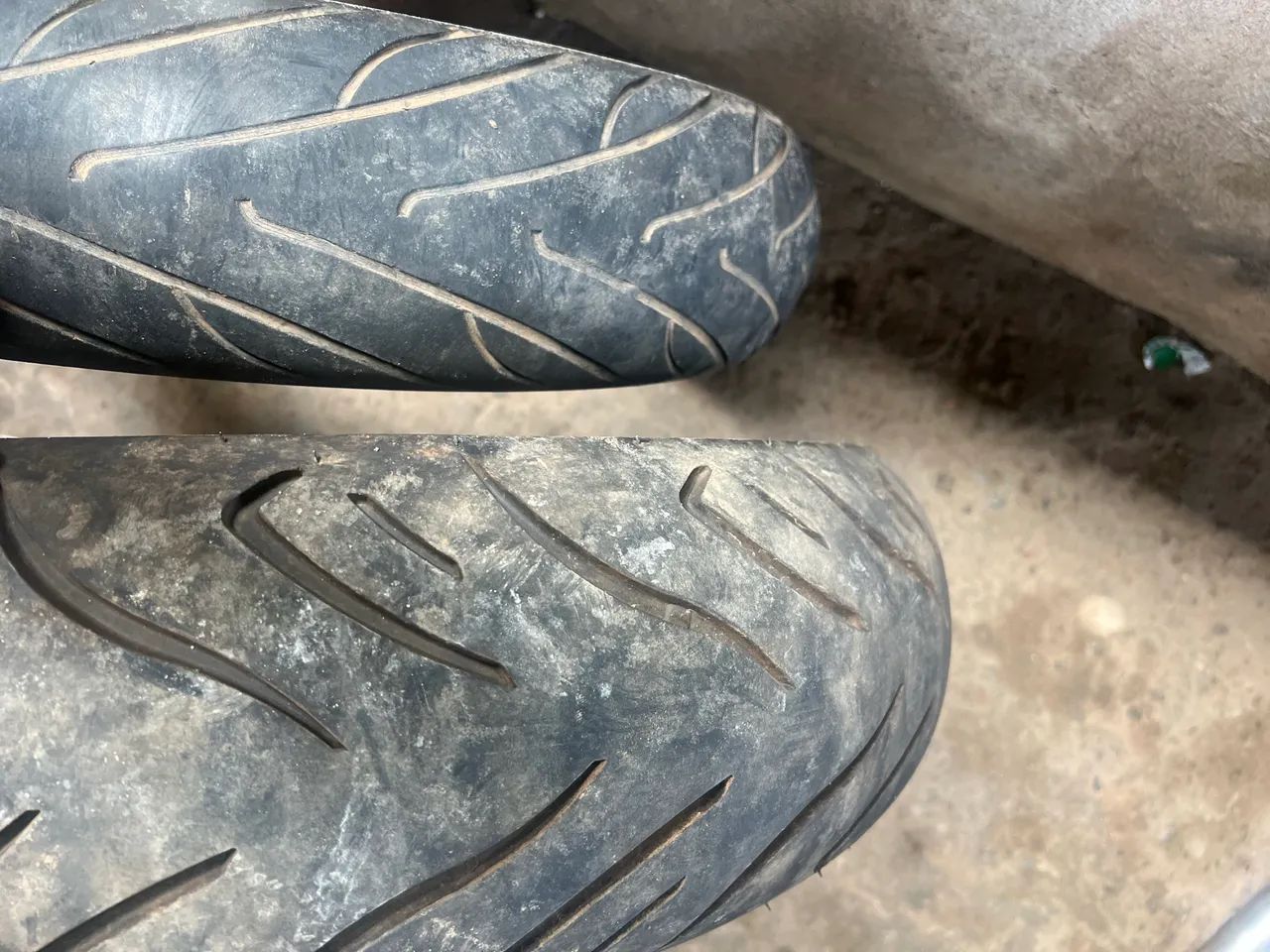PNEU MOTO