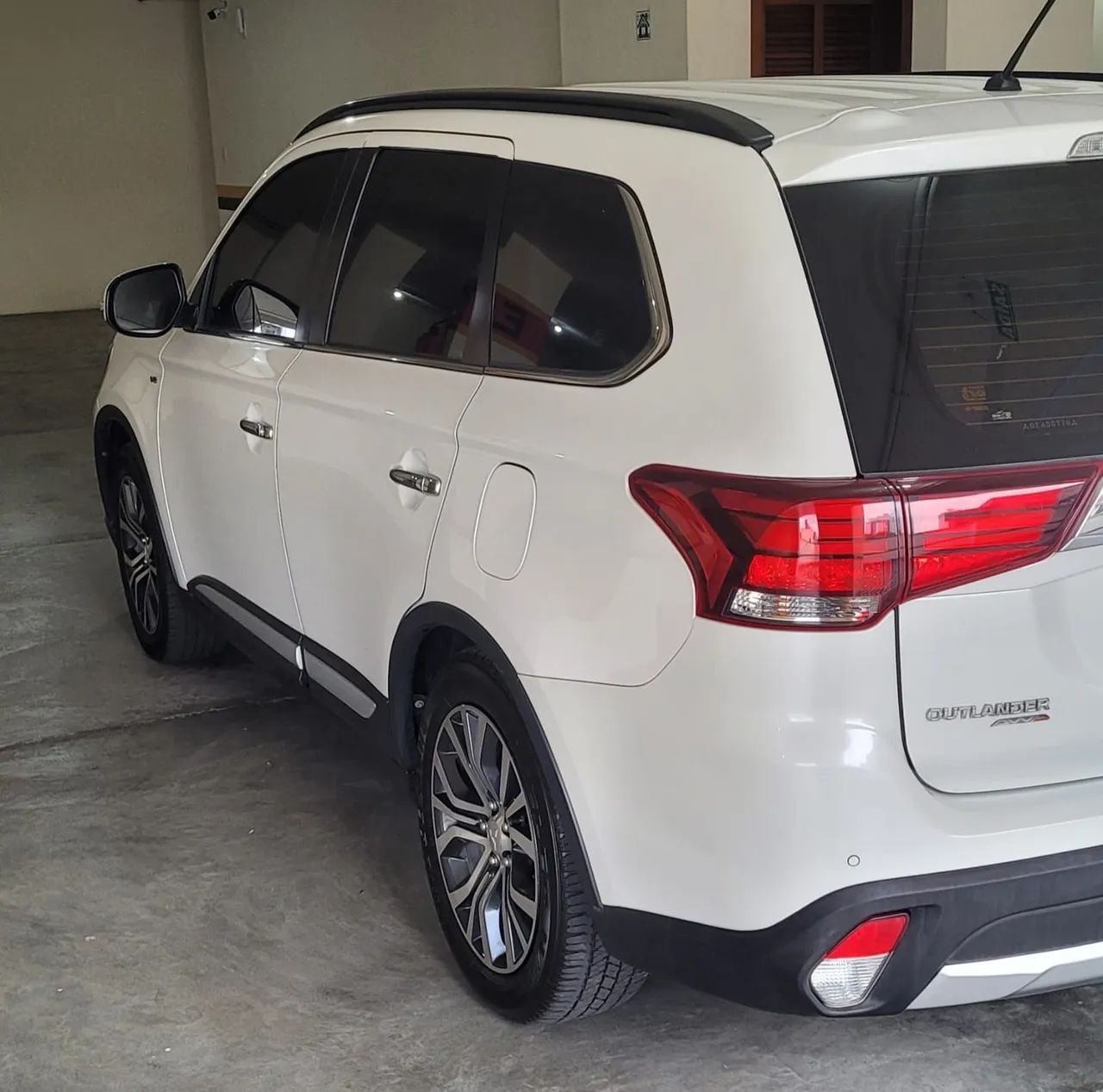 Mitsubishi Outlander 3.0/ GT 3.0 V6 Aut. 2016 - Foto 3