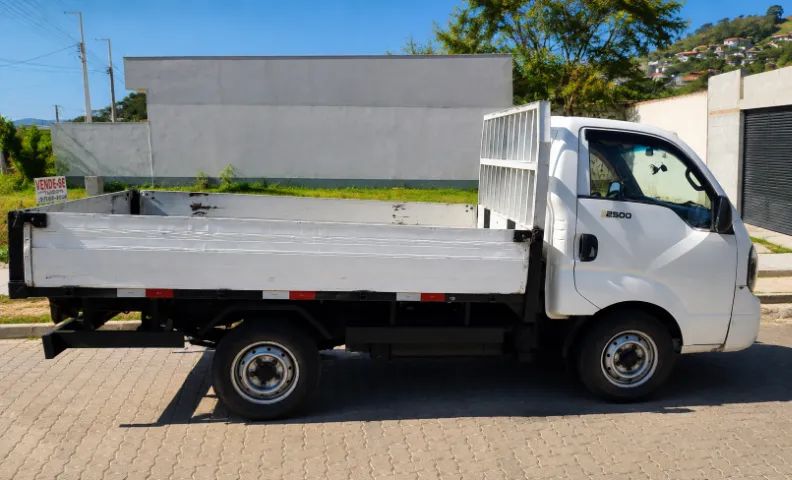 KIA Bongo Bongo K-2500 2.5 4x2 TB Diesel 2013