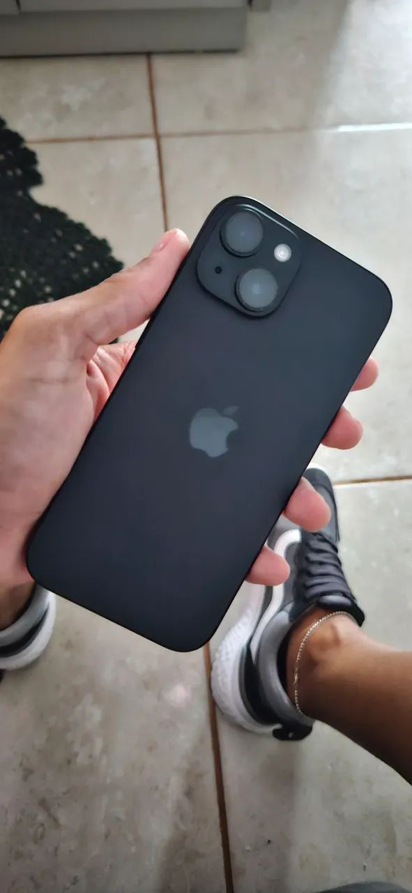IPhone 15 / 128 Giga  - Foto 2