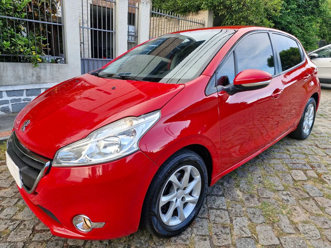 Peugeot 208 2015