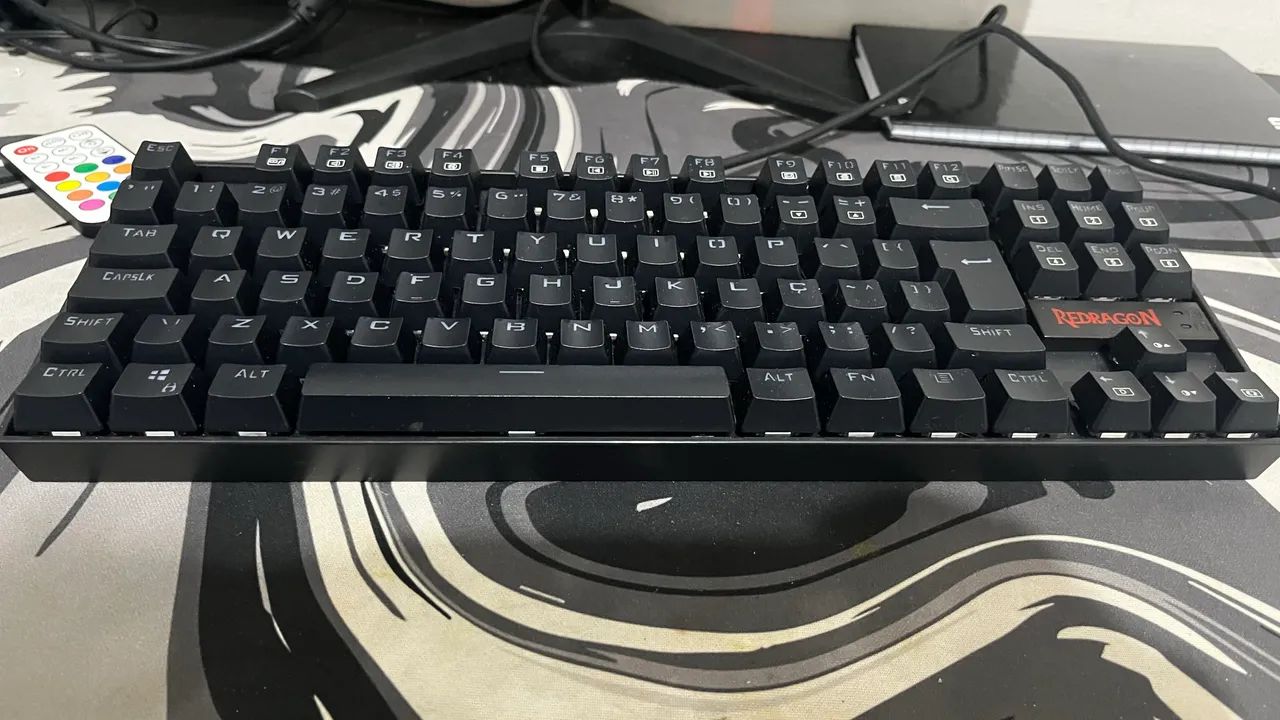 Teclado mecânico, RedragoN  Kumara, Seitch azul, 2 meses de uso - Foto 2