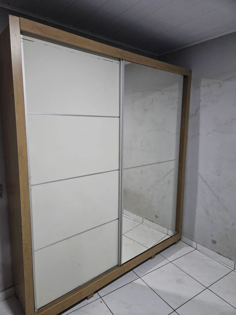Guarda-roupa