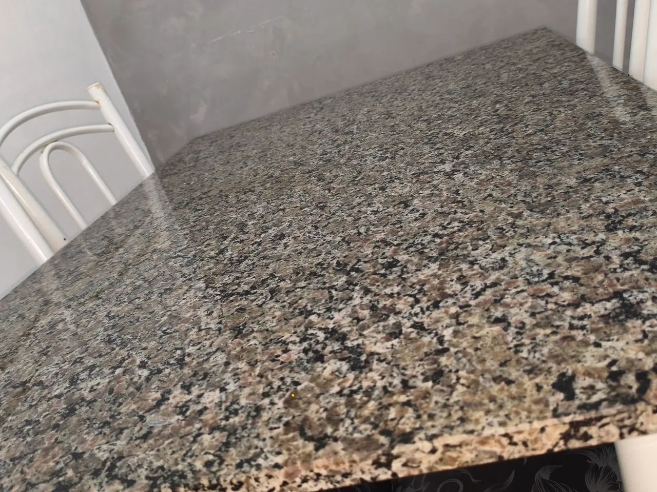 Mesa de granito + 4 cadeiras - Foto 4