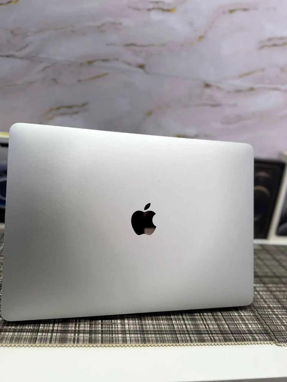MACBOOK AIR M1 256GB<br>R$ 3.499,00