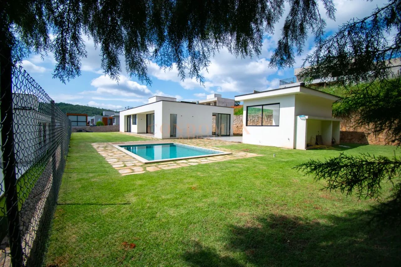 Casa Nova Térrea no Condomínio Palavra da Vida